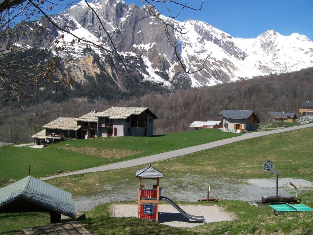 Hotel Gite Le Shantone Saint-Michel-de-Maurienne Zewnętrze zdjęcie